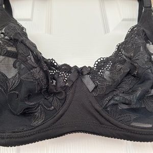 Full Figure Unlined Lace Bra
